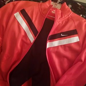 women's Nike suit :)